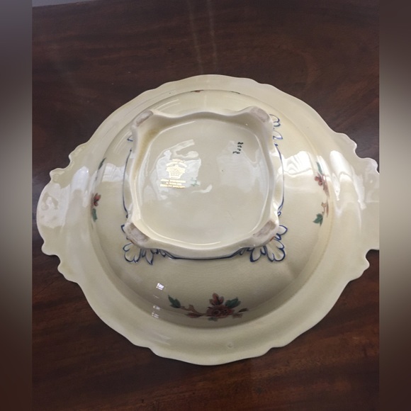 Footed covered vegetable bowl Royal Venton Ware by John Steventon & Sons Ltd - Picture 7 of 10